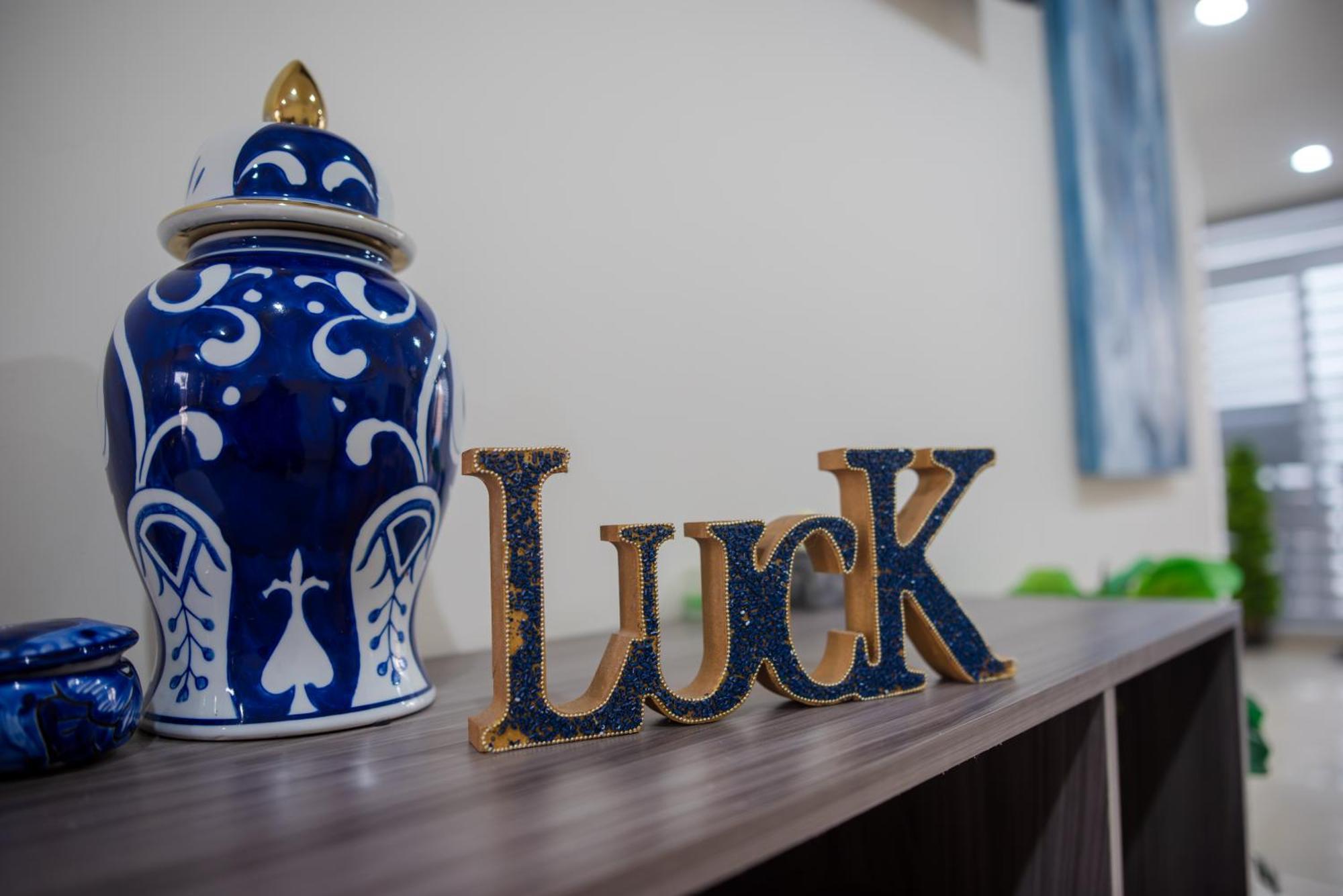2Br-3Ba Condo Block From Beach W Rooftop Jacuzzi 마사틀란 외부 사진