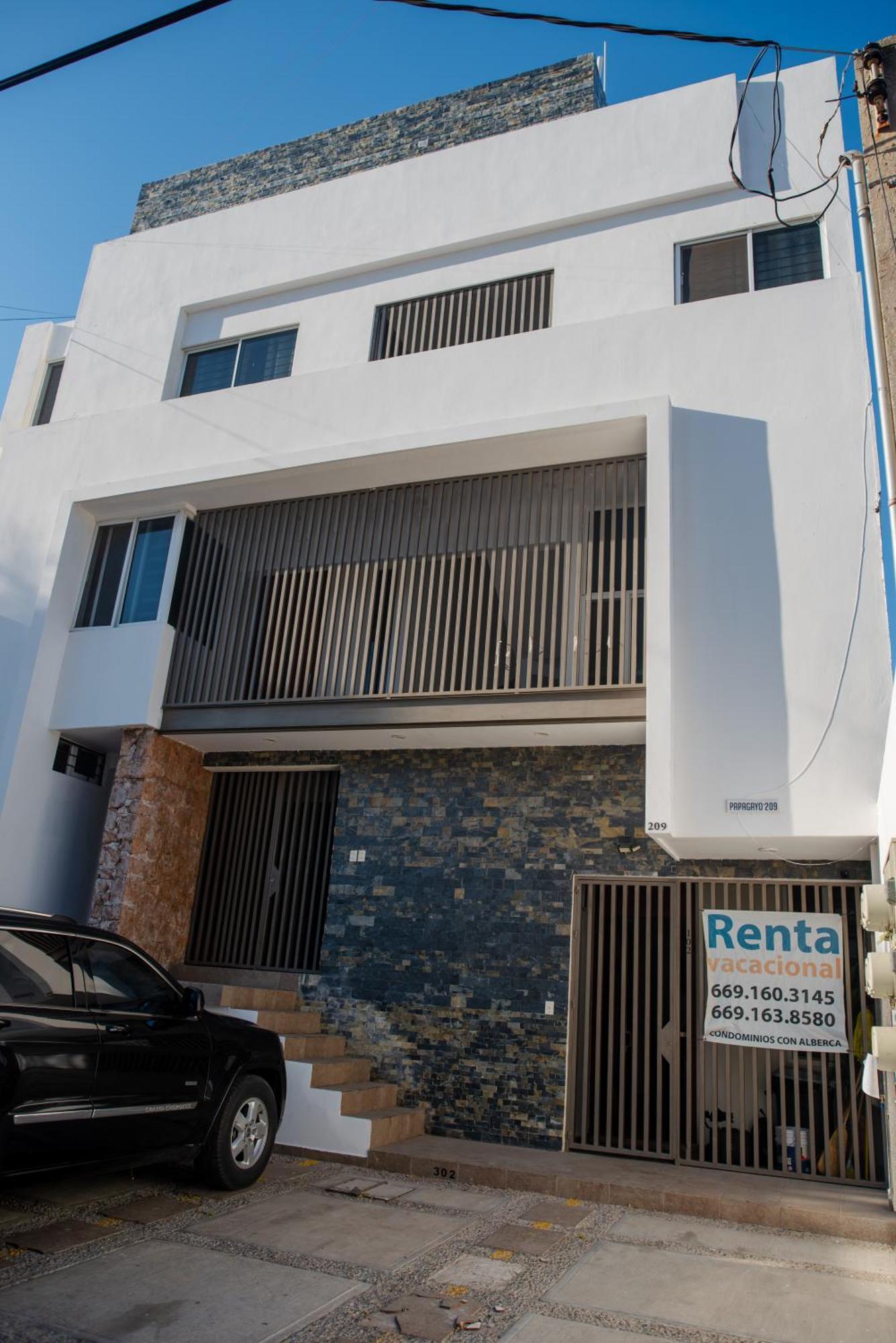 2Br-3Ba Condo Block From Beach W Rooftop Jacuzzi 마사틀란 외부 사진