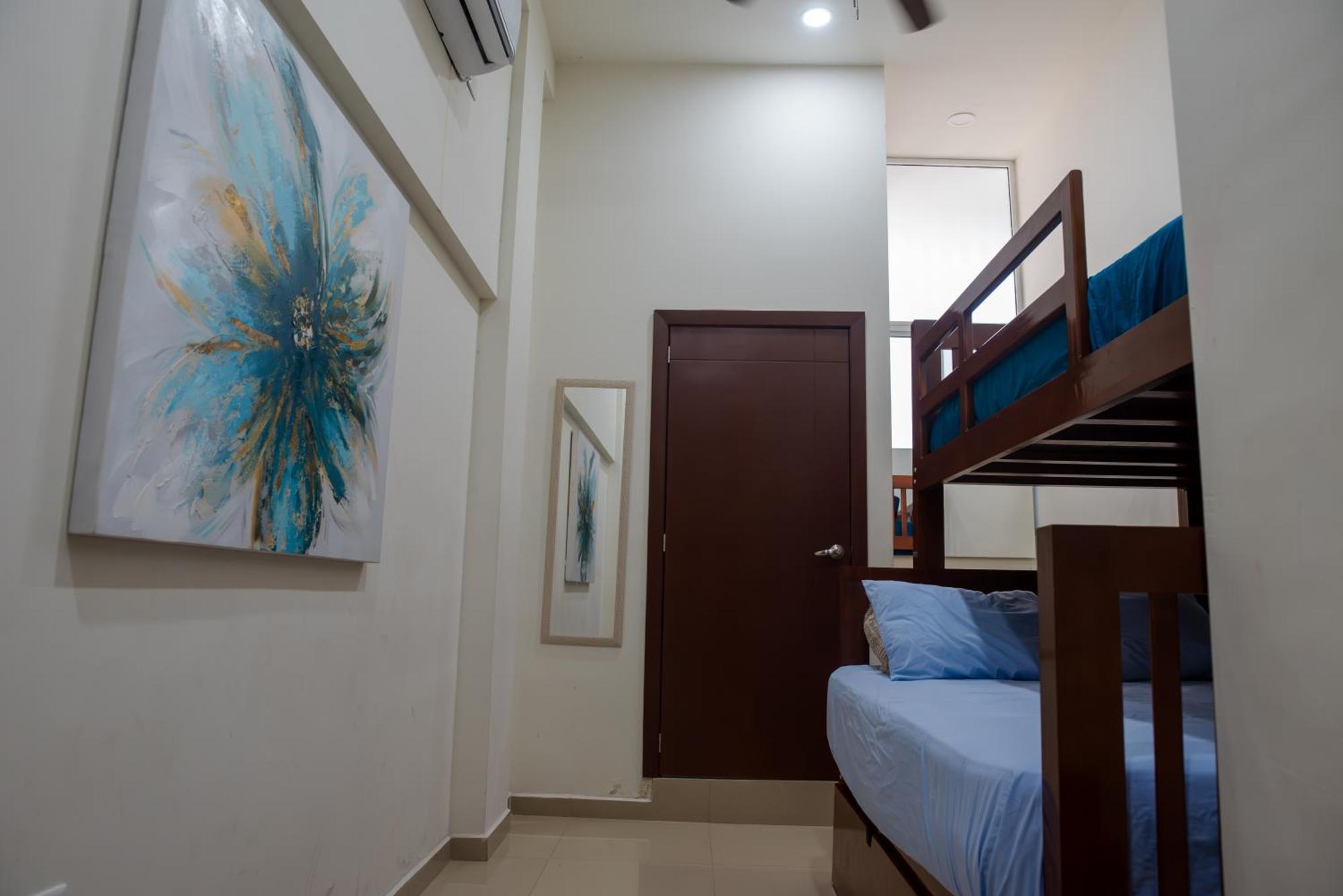 2Br-3Ba Condo Block From Beach W Rooftop Jacuzzi 마사틀란 외부 사진