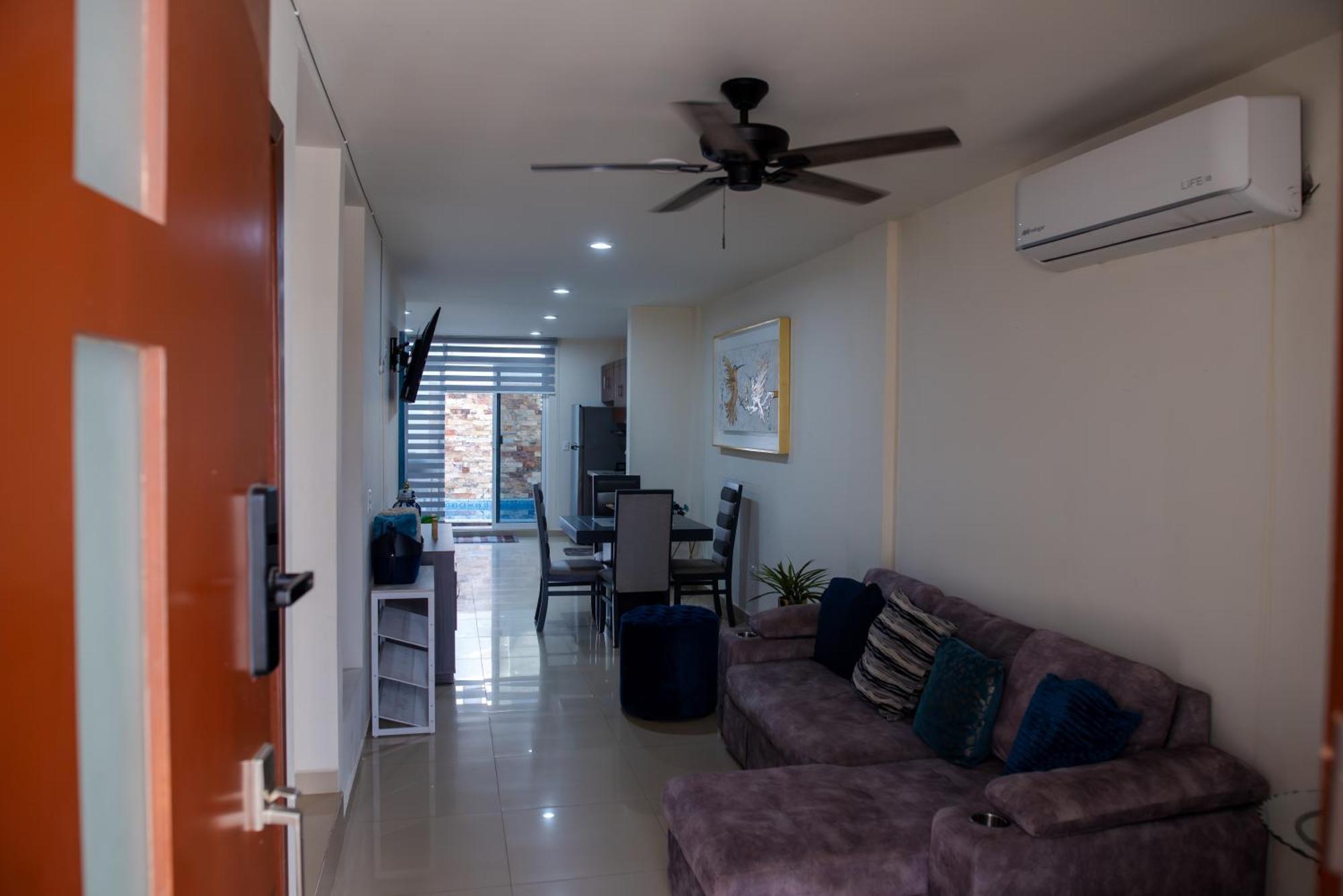 2Br-3Ba Condo Block From Beach W Rooftop Jacuzzi 마사틀란 외부 사진